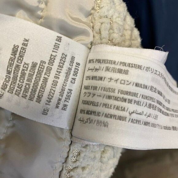 WOMENS NAVY BLUE ABERCROMBIE SHERPA FUR LINED PARKA JACKET M winter coat hood - Picture 6 of 12